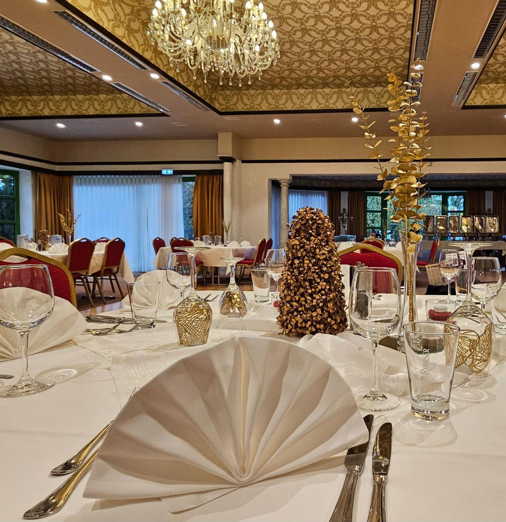 Contel Hotel Кобленц Екстериор снимка