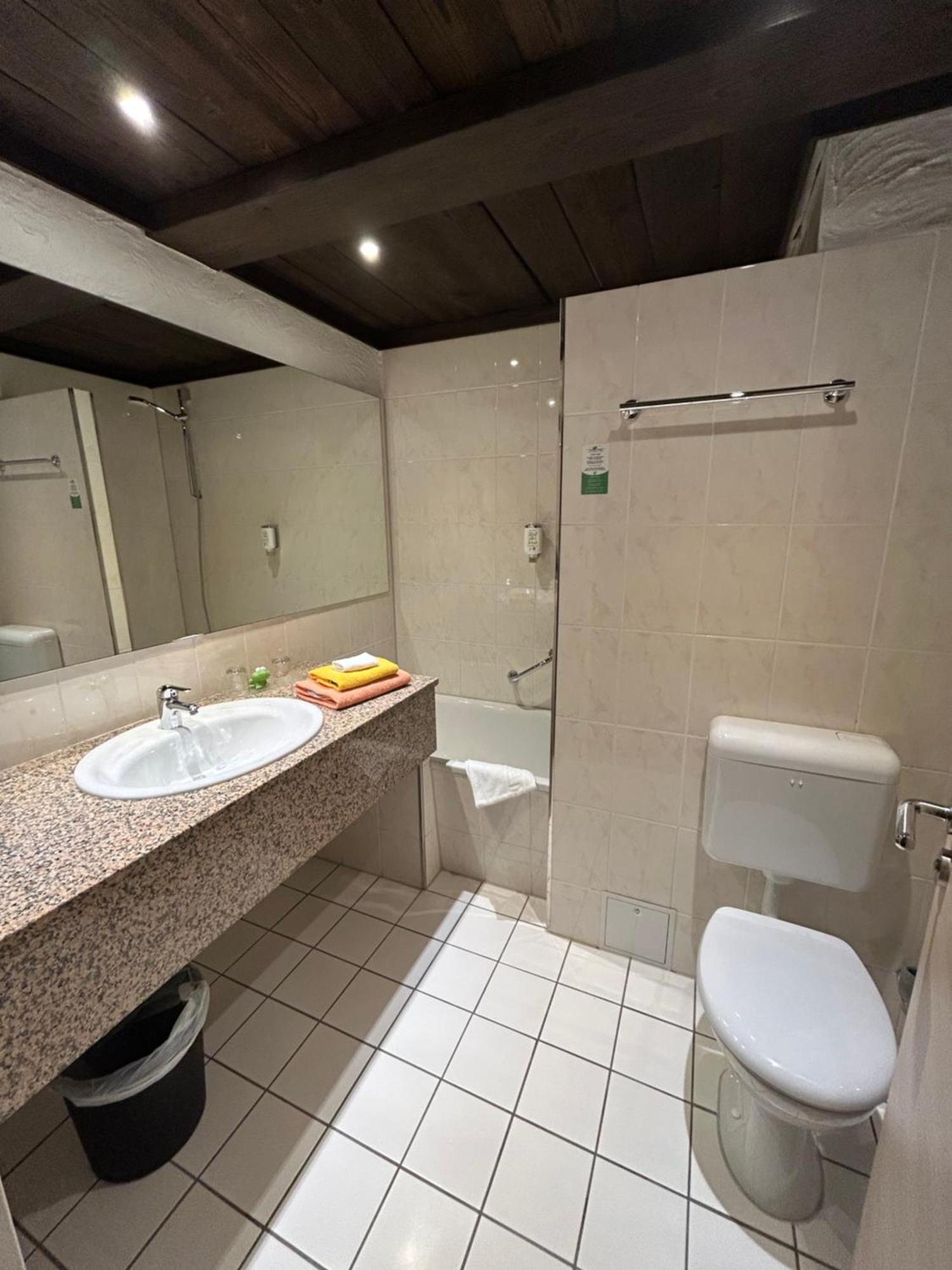 Contel Hotel Кобленц Екстериор снимка
