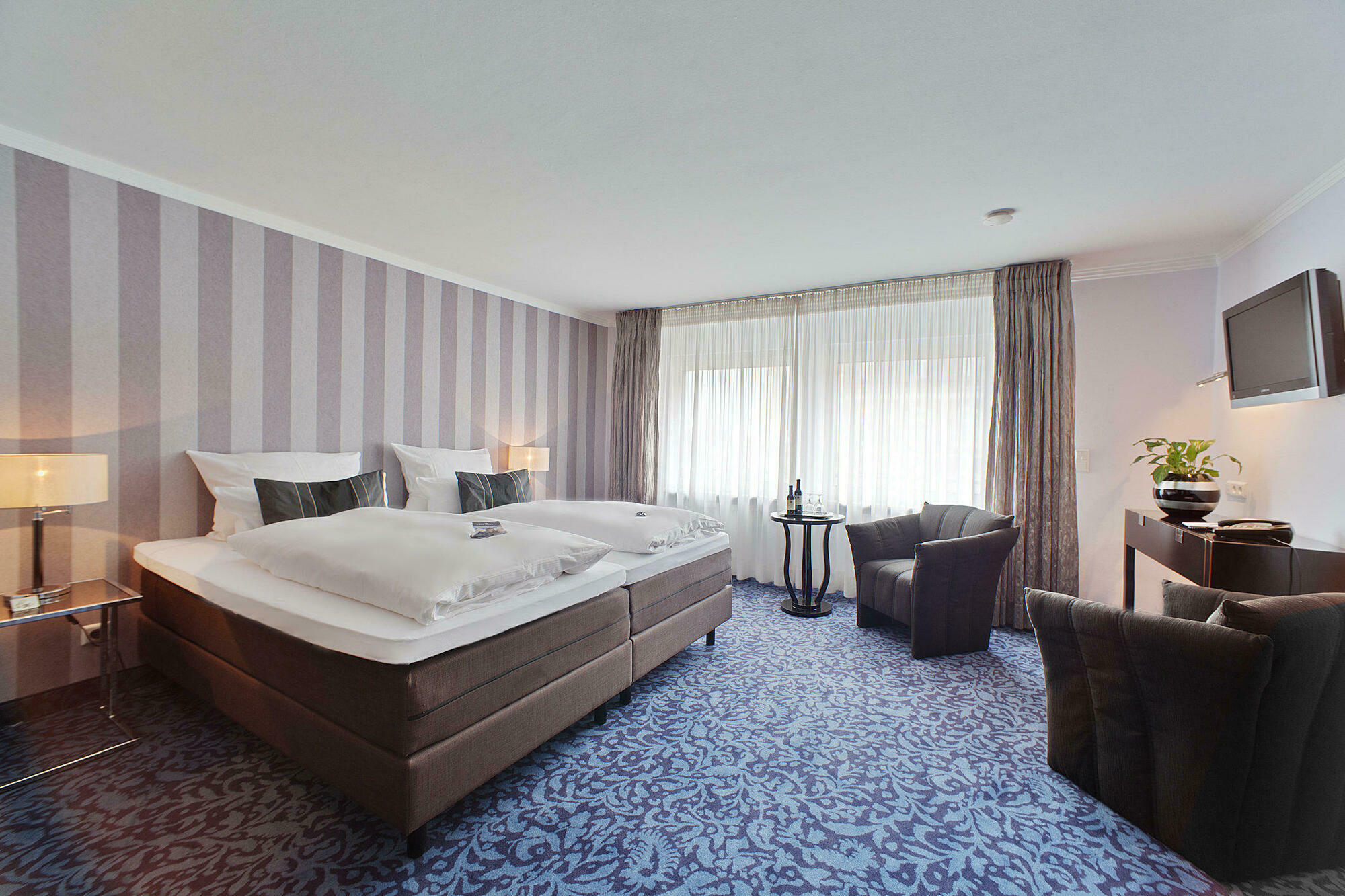 Contel Hotel Кобленц Екстериор снимка